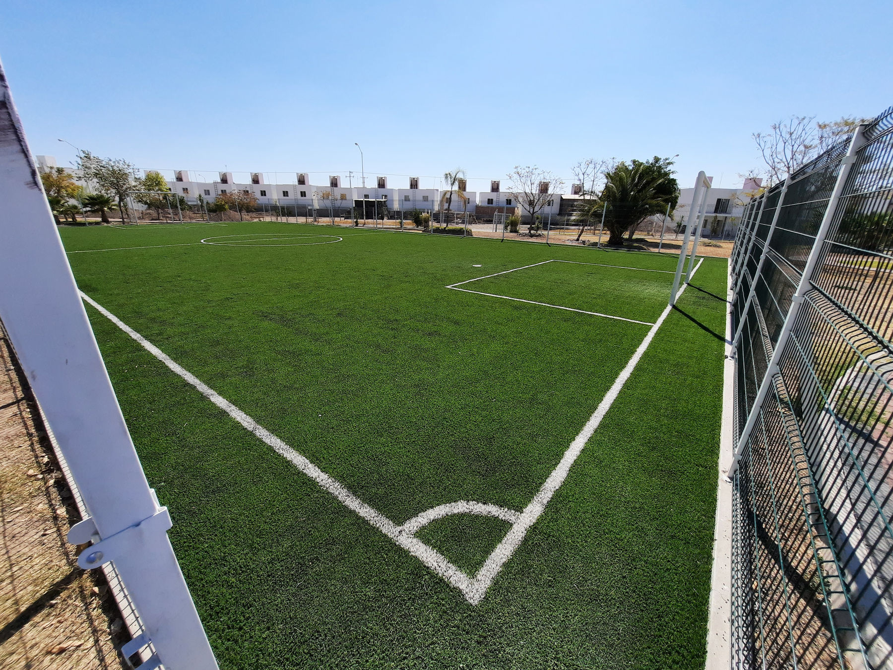 Cancha de fútbol de la casa club